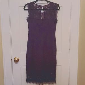 Mid-length lace dress